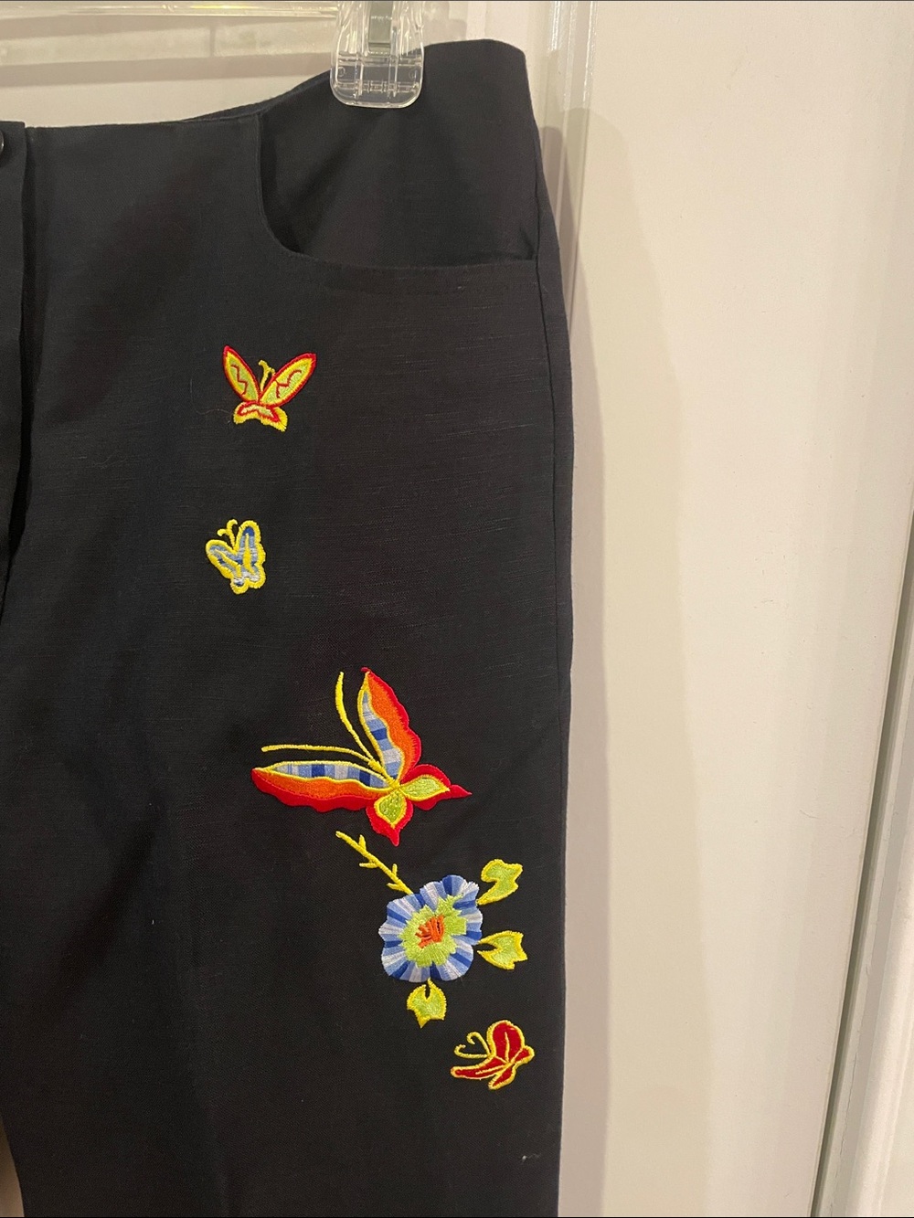Larry Levine Lined Black Pants Colorful Butterfly & Floral Embroidery, size 8 - Picture 2 of 6